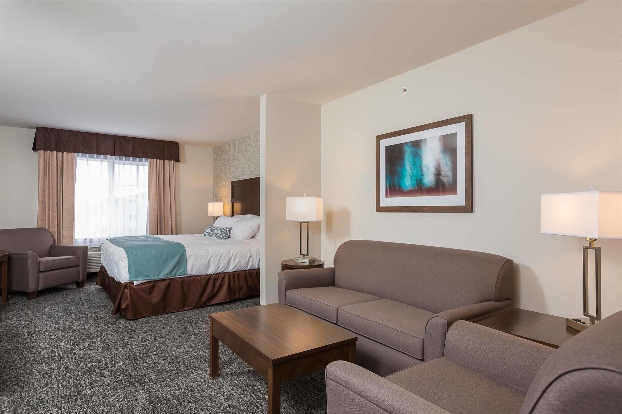 ベスト ウェスタン プラス チェスターメア ホテル Chestermere エクステリア 写真