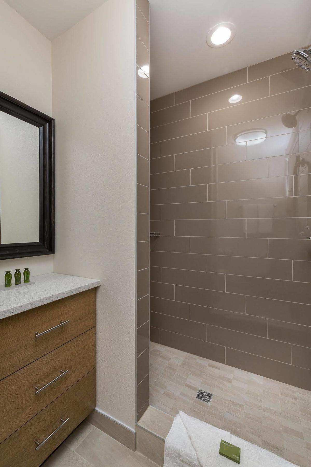 ベスト ウェスタン プラス チェスターメア ホテル Chestermere エクステリア 写真