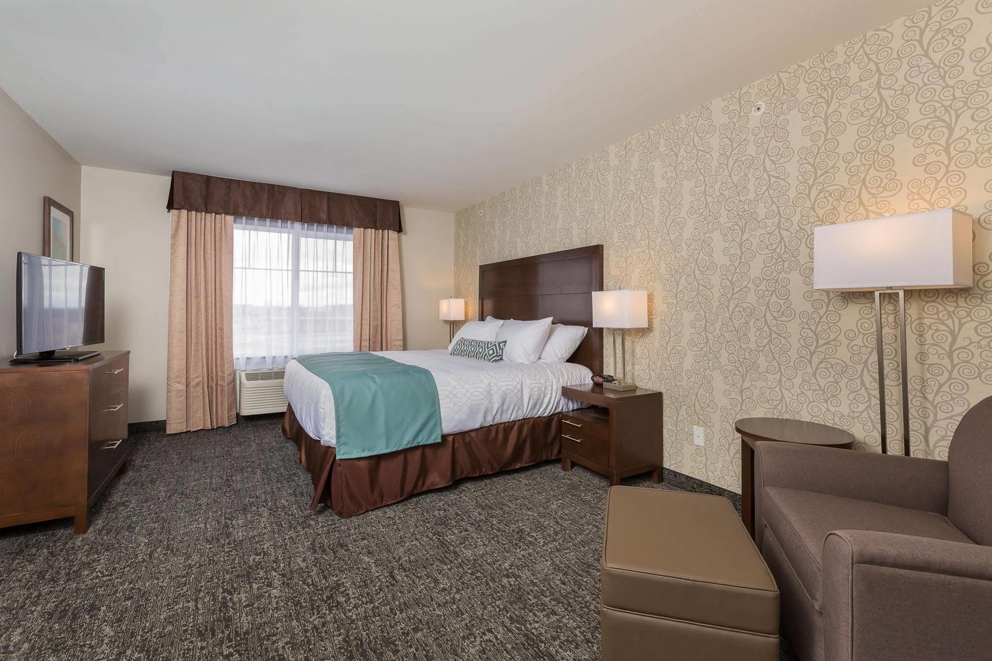 ベスト ウェスタン プラス チェスターメア ホテル Chestermere エクステリア 写真